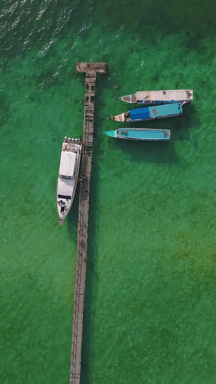 Indonesia — Route of Condor